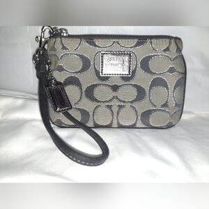 Coach Poppy Wristlet